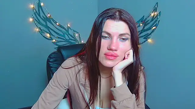 MilaLoona online show from 05/31/26, 06:30
