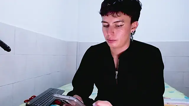 Cocain Atenea online show from 04/13/26, 08:35