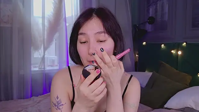 Snapshot of So_audrey chatting on 03/05/25, 11:49 So audrey online show from 03/05/25, 11:49