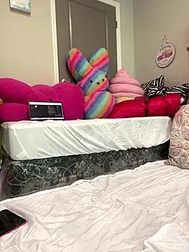 Snapshot of BigFineSelena chatting on 09/19/25, 08:57 BigFineSelena online show from 09/19/25, 08:57