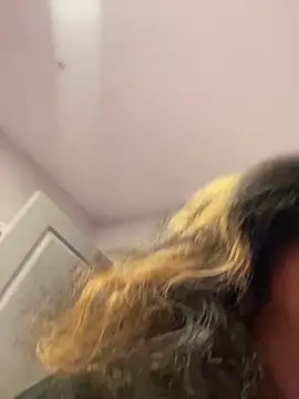 Snapshot of BigFineSelena chatting on 03/17/26, 10:07 BigFineSelena online show from 03/17/26, 10:07