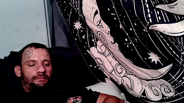 goodick4u28 online show from 12/15/25, 04:18