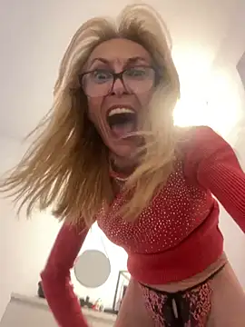 adella13 online show from 12/22/24, 10:17