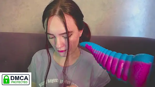 Snapshot of Alyssa___Scarlet chatting on 12/16/24, 06:10 Alyssa Scarlet online show from 12/16/24, 06:10