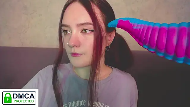 Snapshot of Alyssa___Scarlet chatting on 12/11/24, 10:03 Alyssa Scarlet online show from 12/11/24, 10:03