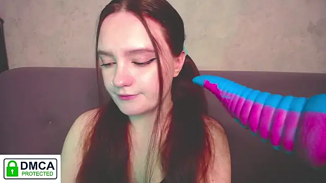 Alyssa   Scarlet online show from 11/24/25, 02:33