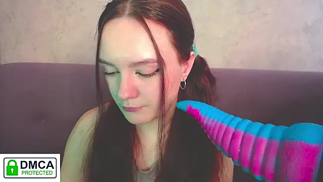 Alyssa   Scarlet online show from 12/17/25, 07:13