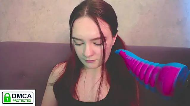 Snapshot of Alyssa___Scarlet chatting on 03/11/25, 09:56 Alyssa Scarlet online show from 03/11/25, 09:56