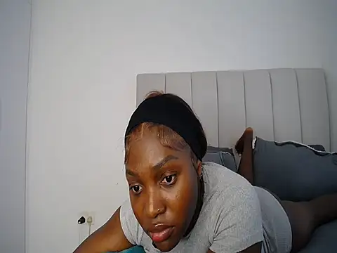 Pretty Liya08 online show from 09/23/25, 12:23