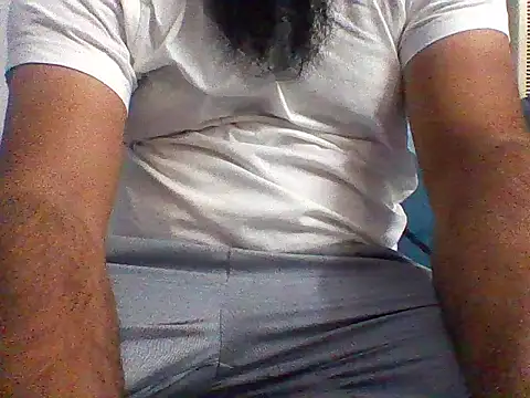 addydaddy579 online show from 12/04/25, 05:34