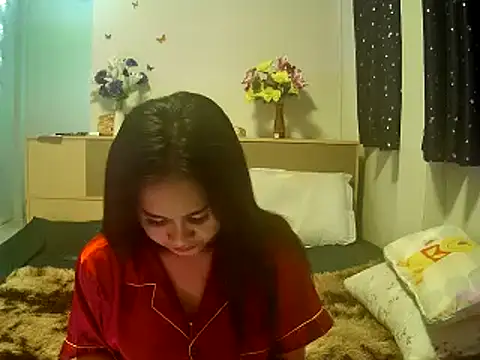 Snapshot of Jennythai123 chatting on 02/14/25, 08:21 Jennythai123 online show from 02/14/25, 08:21