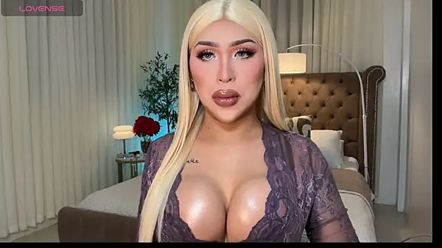 Your Majesty Tyra online show from 03/16/26, 05:37