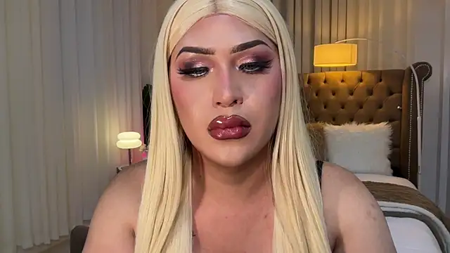 Your Majesty Tyra online show from 03/13/25, 09:32