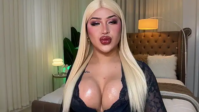 Your Majesty Tyra online show from 03/15/25, 03:18