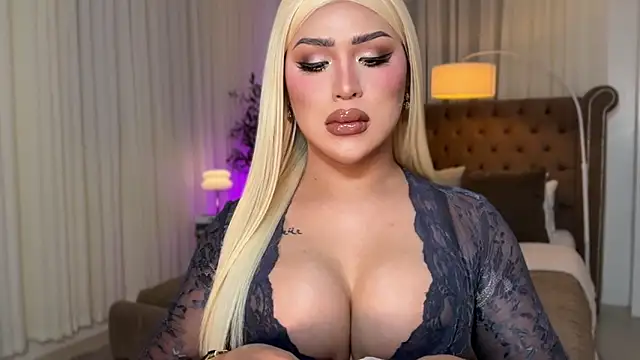 Your Majesty Tyra online show from 10/23/25, 05:39