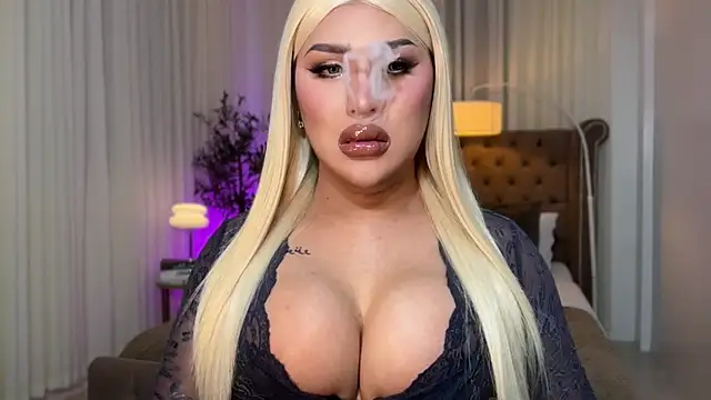 Your Majesty Tyra online show from 10/06/25, 04:46