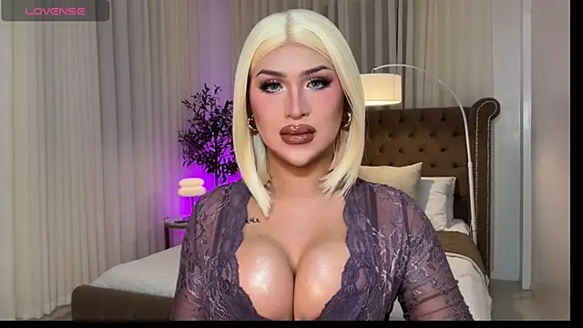 Your Majesty Tyra online show from 05/06/26, 05:11