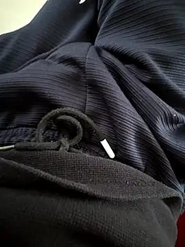 hakanozt online show from 11/22/25, 11:31