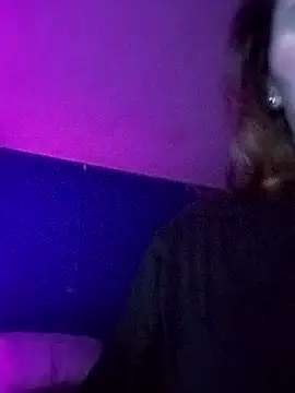 Snapshot of LunaaLovely chatting on 02/23/26, 04:25 LunaaLovely online show from 02/23/26, 04:25