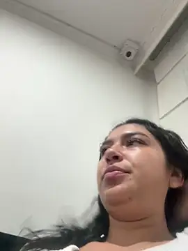 dayra angels online show from 10/03/25, 07:04