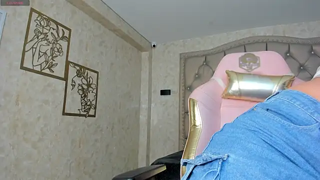 dayra angels online show from 03/20/25, 09:24