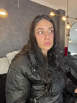 dayra angels online show from 04/16/26, 09:39