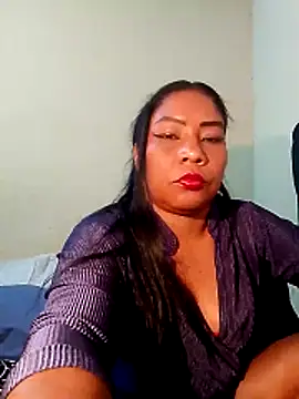 rosmery-navarro online show from 02/16/26, 04:11