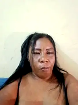 rosmery-navarro online show from 10/31/25, 10:16