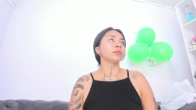 miss soffi  online show from 03/26/26, 12:25