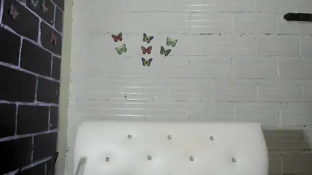 sarasandle online show from 11/26/25, 08:58