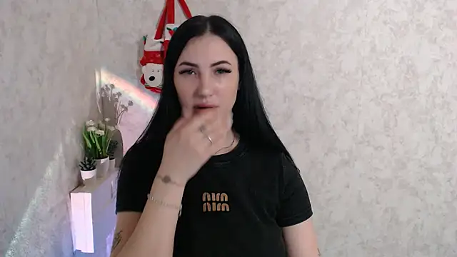 MisssShy  online show from 12/21/25, 05:31