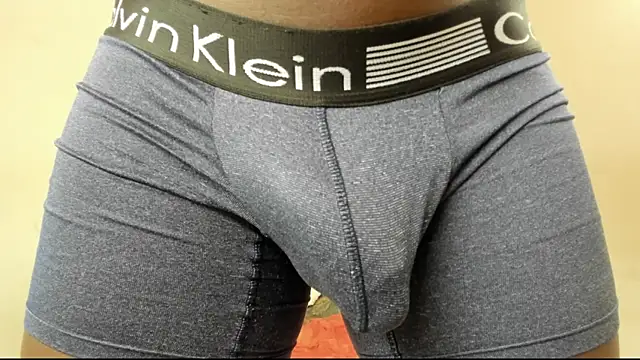 Black Master19cm online show from 09/24/25, 09:43