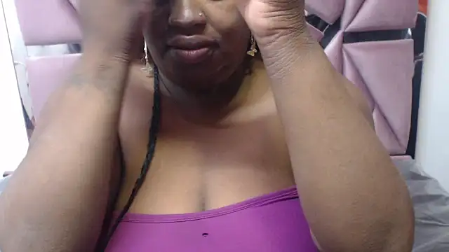 morenahott1 online show from 09/19/25, 11:36