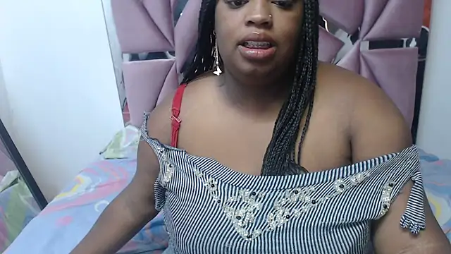 morenahott1 online show from 10/04/25, 12:07