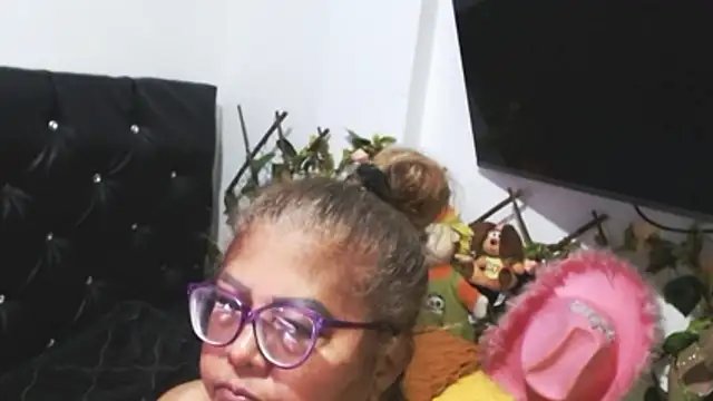 mature beautiful online show from 02/26/26, 01:49