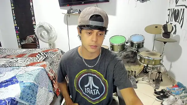 Zack falcon online show from 09/23/25, 03:24