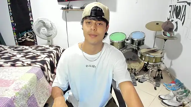 Zack falcon online show from 11/12/25, 02:48