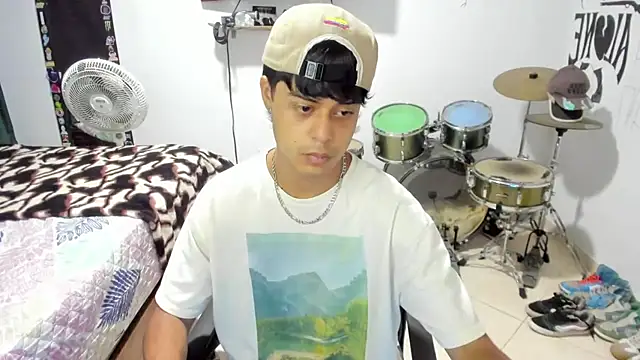 Zack falcon online show from 10/23/25, 03:38