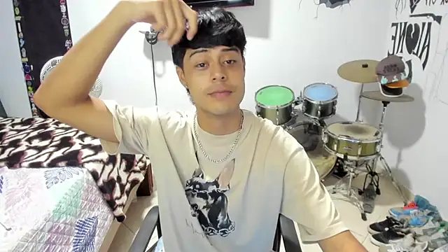 Zack falcon online show from 10/17/25, 03:43