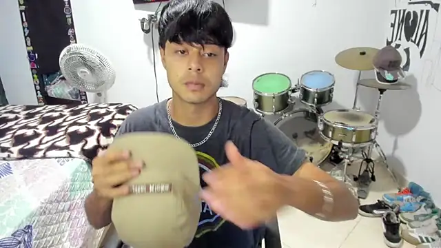 Zack falcon online show from 10/28/25, 03:40