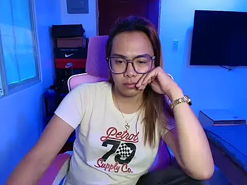 Your PrettyGirlxxx online show from 02/20/26, 01:24