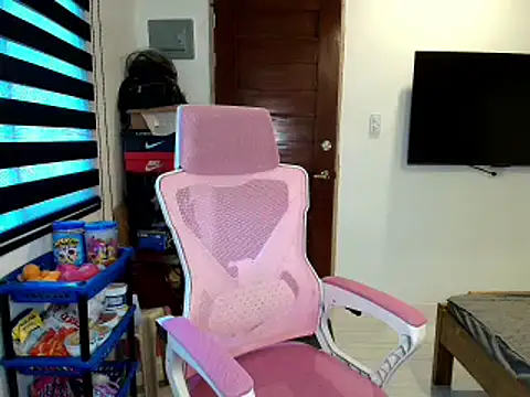 Your PrettyGirlxxx online show from 02/28/26, 06:46