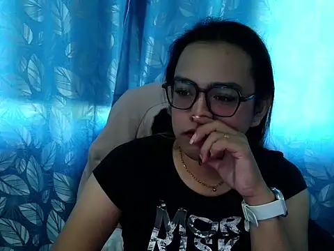 Your PrettyGirlxxx online show from 10/19/25, 11:40