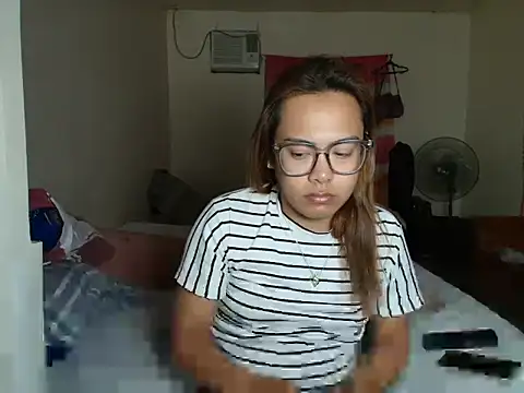 Your PrettyGirlxxx online show from 02/08/26, 12:25