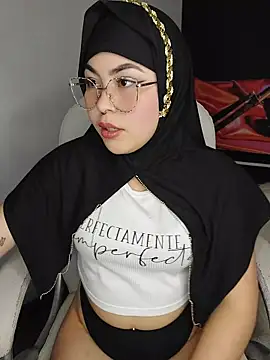 Hana    online show from 03/20/26, 12:22