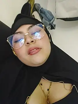 Hana    online show from 03/26/26, 11:13