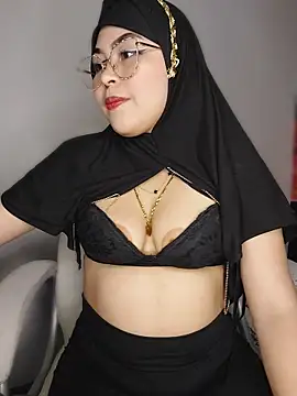 Hana    online show from 04/01/26, 11:56