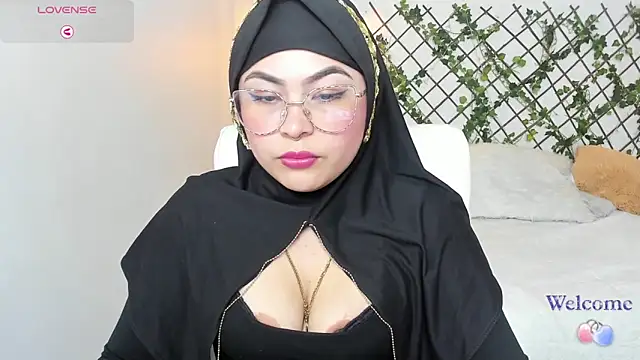 Hana    online show from 02/28/26, 12:32