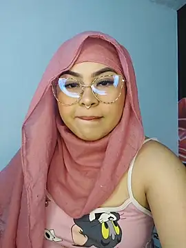 Hana    online show from 04/14/26, 10:59