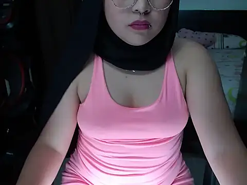 Hana    online show from 01/24/25, 07:49